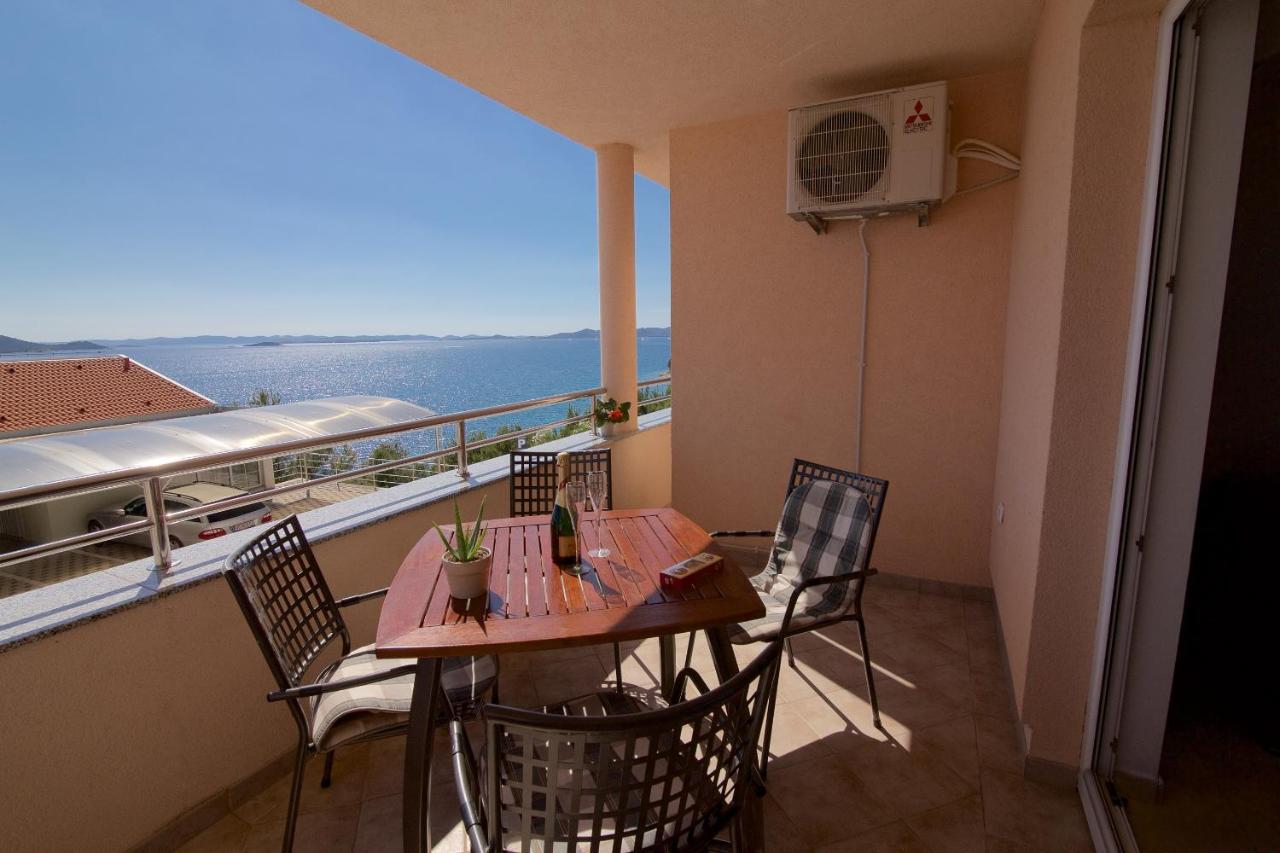Lea Apartments Drage Chambre photo