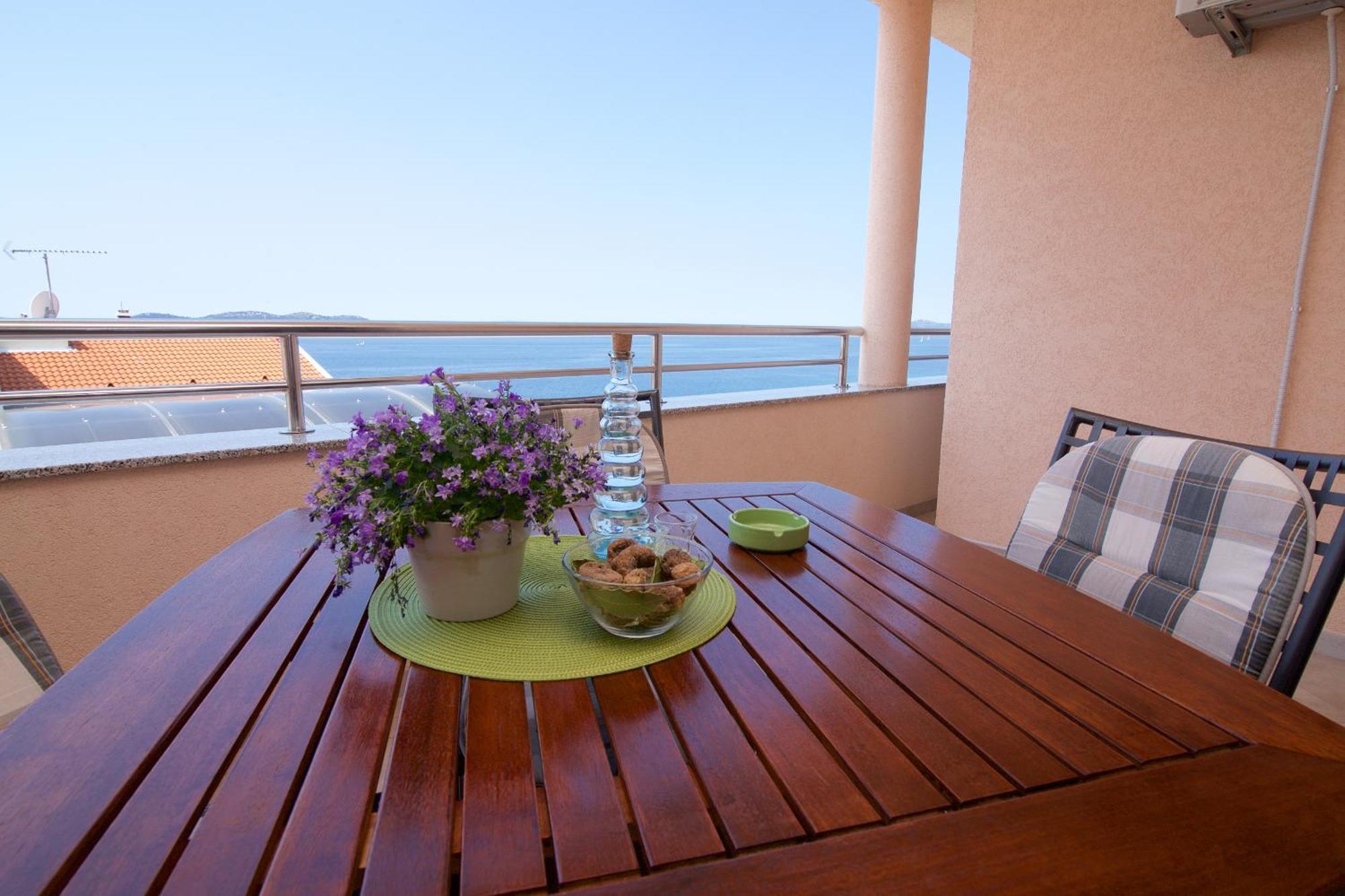 Lea Apartments Drage Chambre photo